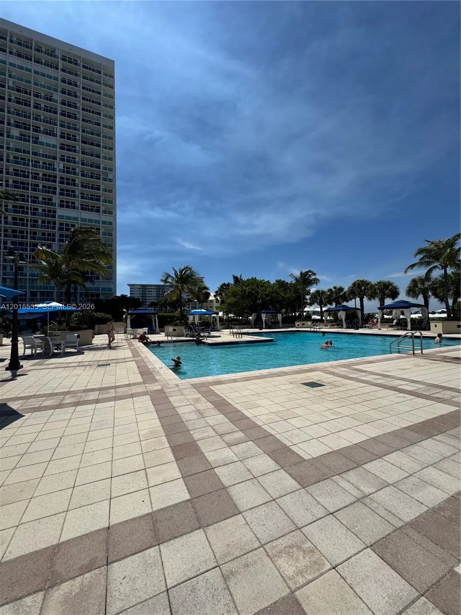 2100 S Ocean Lane #2308