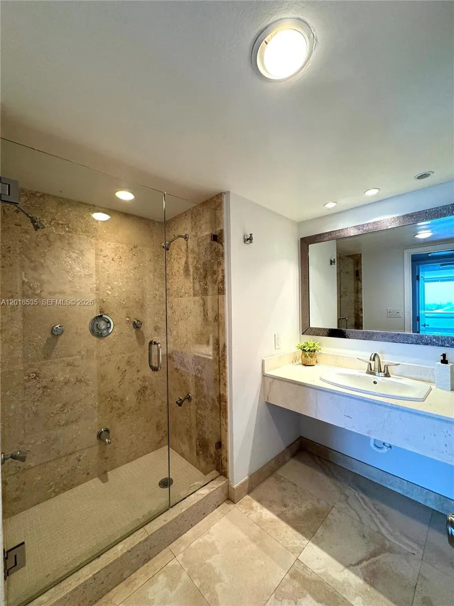 2100 S Ocean Lane #2308
