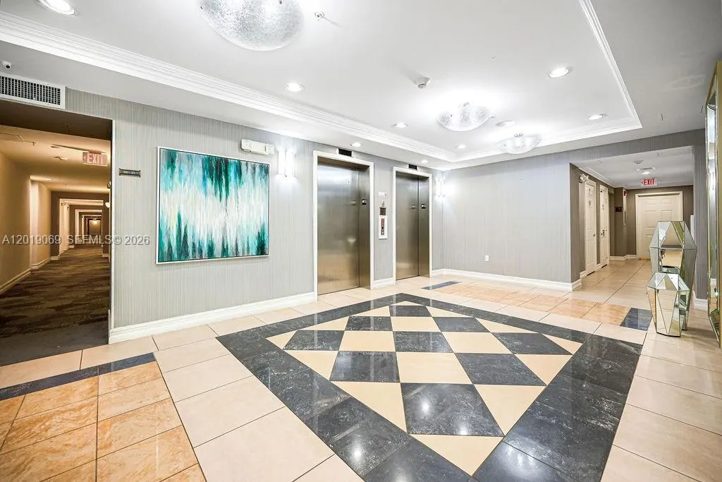 1900 Van Buren Street #113B