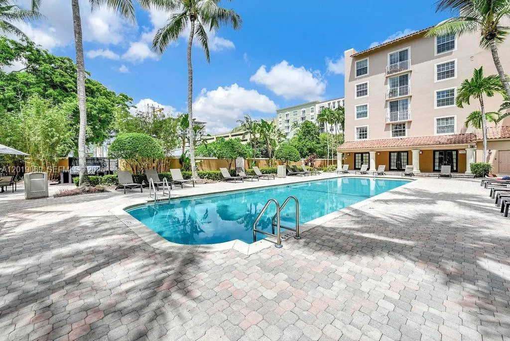 1900 Van Buren Street #113B