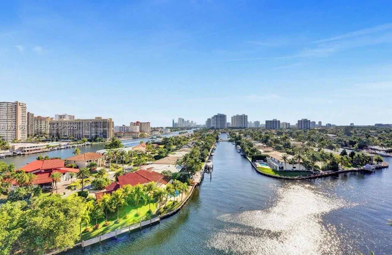 137 Golden Isles Drive #1006