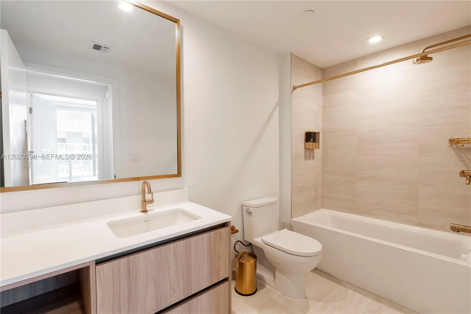77 SE 5th Street #3308