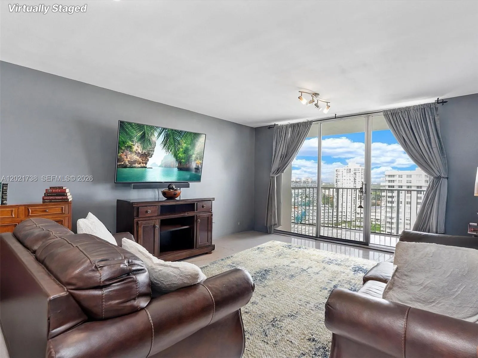 2851 NE 183rd Street #2112E
