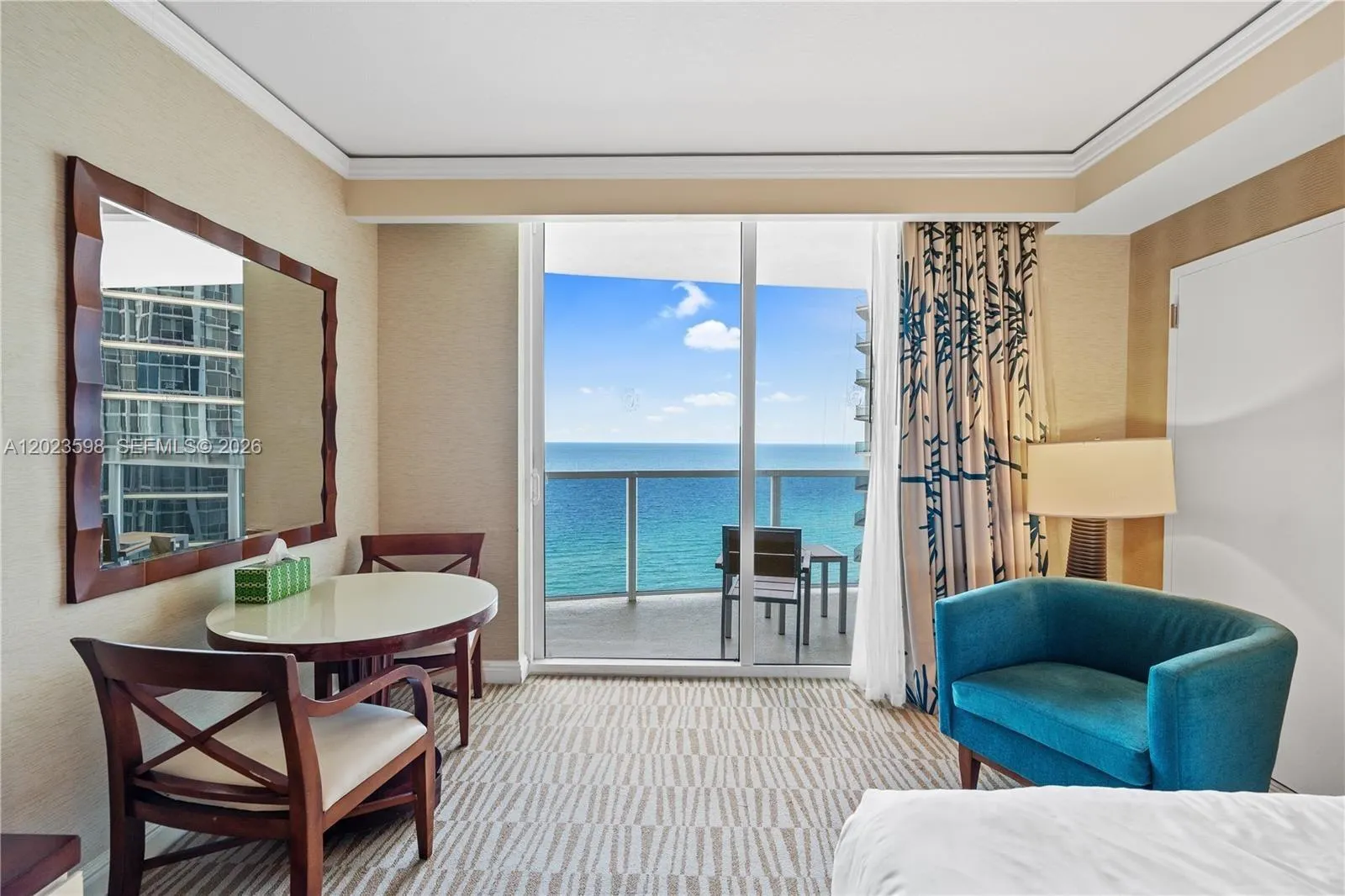 18001 Collins Avenue #2010