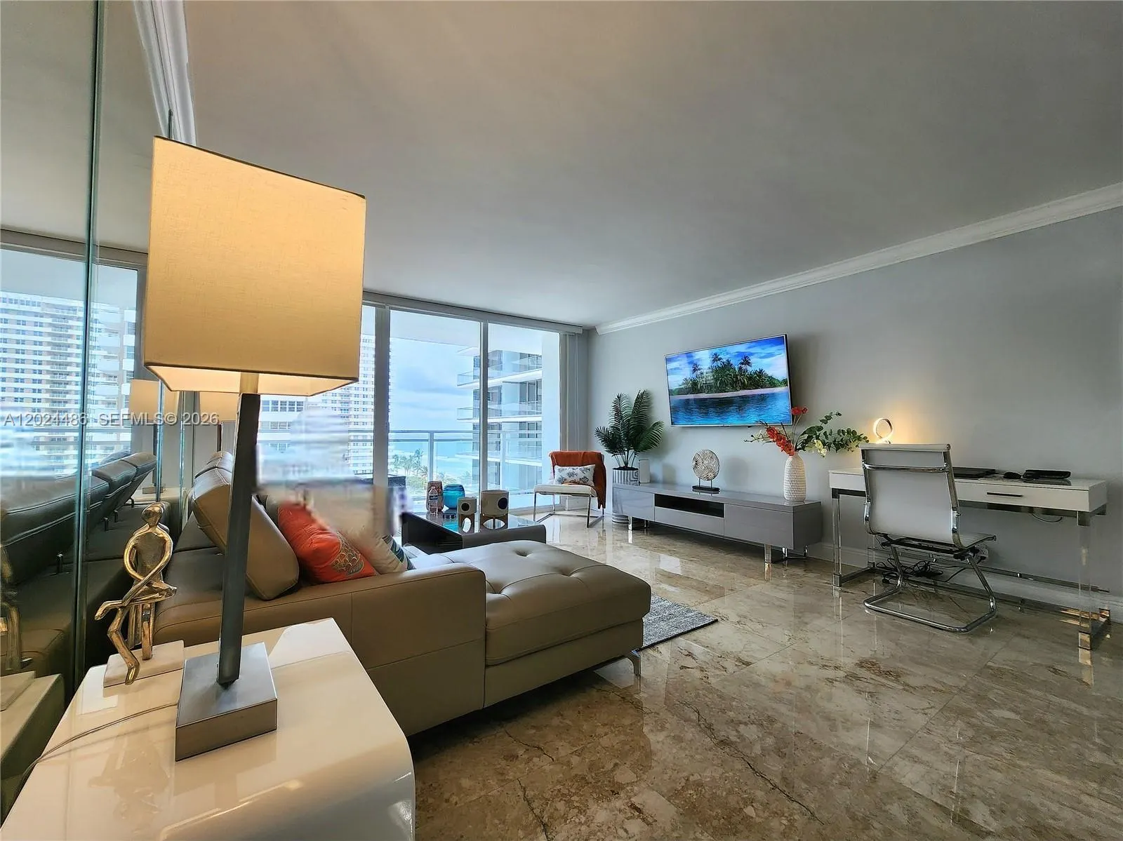 2030 S Ocean Drive #923