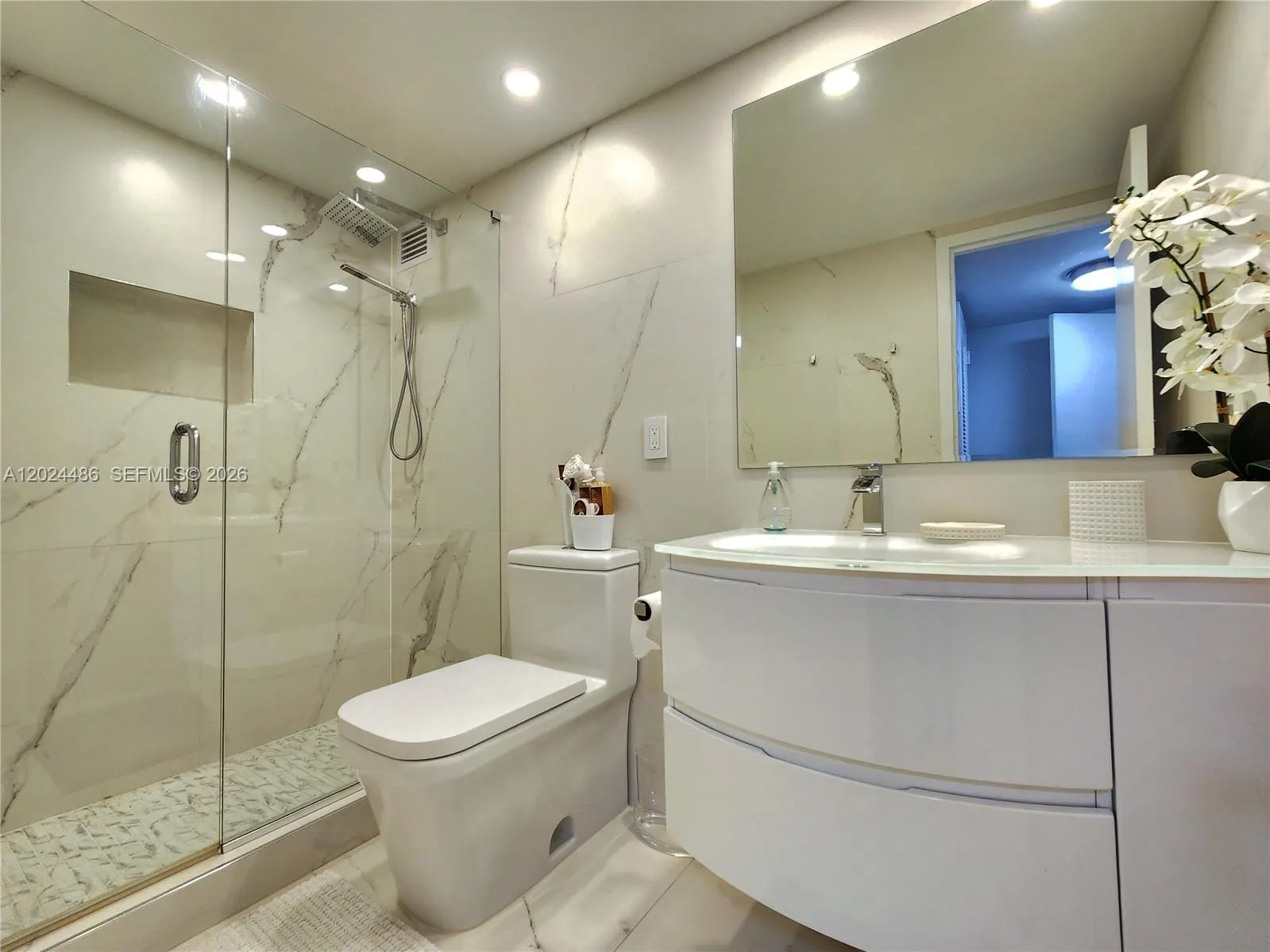 2030 S Ocean Drive #923
