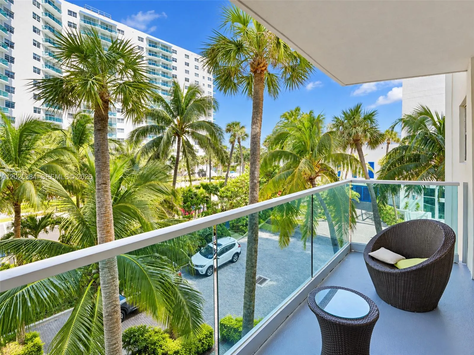 4001 S Ocean Drive #3P