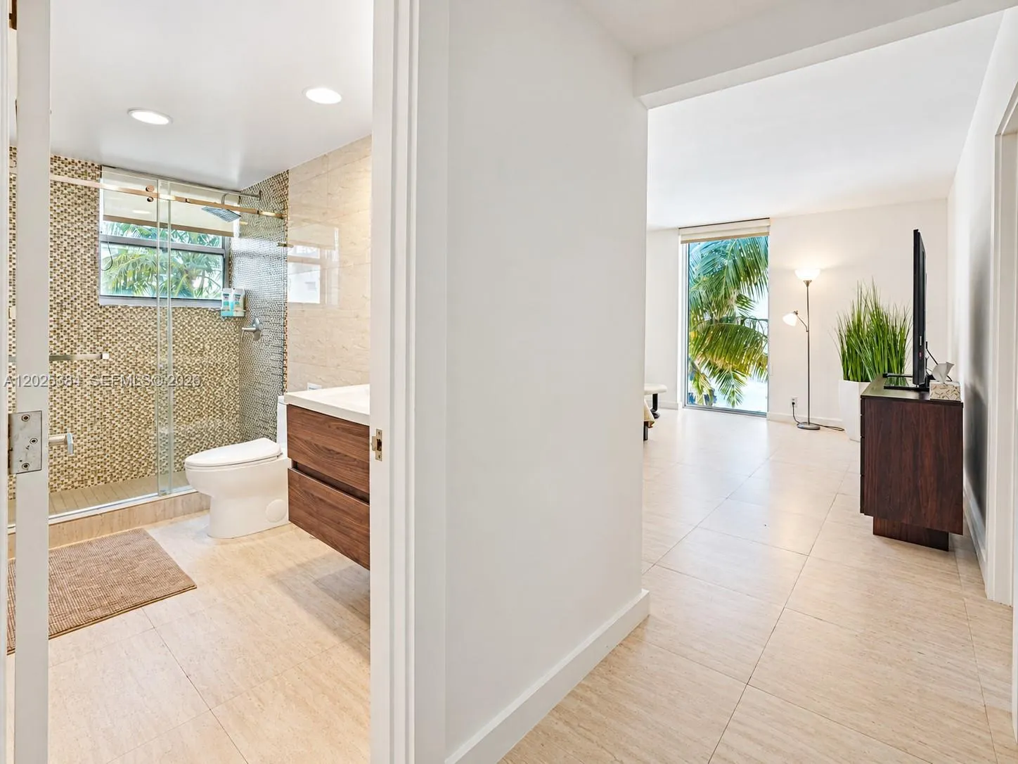 4001 S Ocean Drive #3P