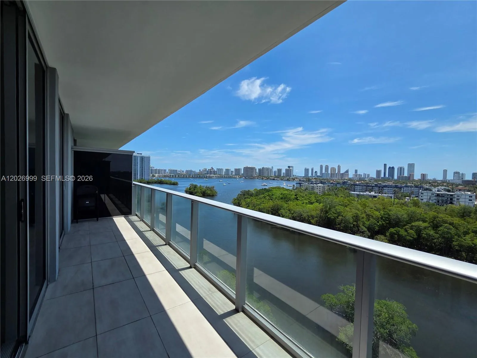 16385 Biscayne Boulevard #1019