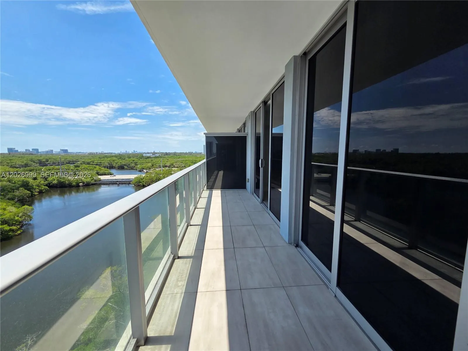 16385 Biscayne Boulevard #1019