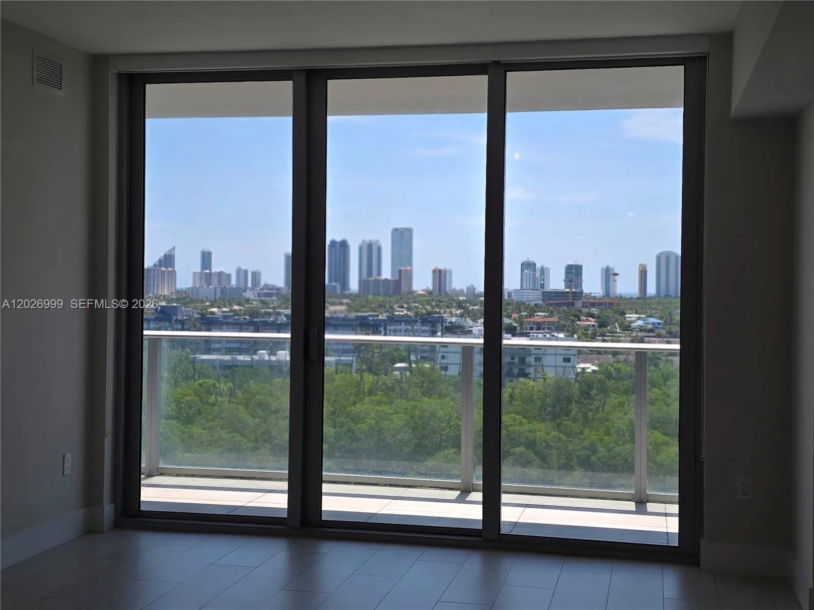 16385 Biscayne Boulevard #1019