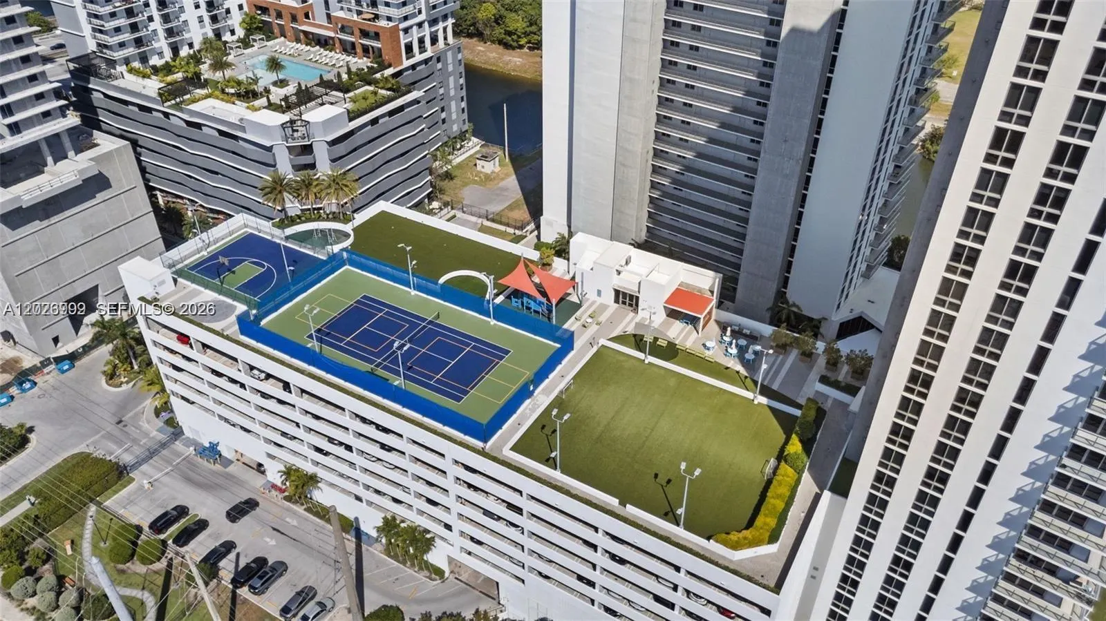 16385 Biscayne Boulevard #1019