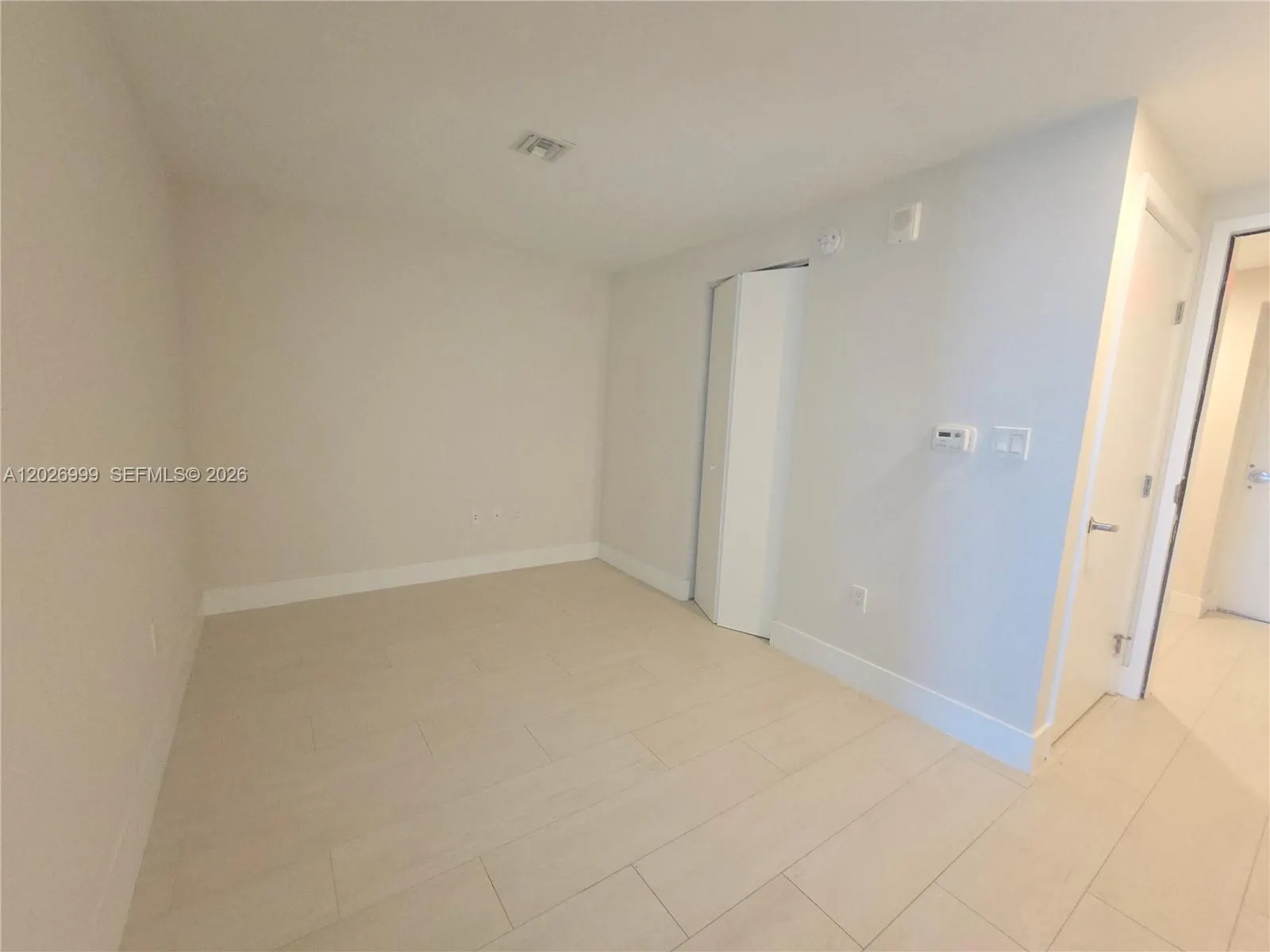 16385 Biscayne Boulevard #1019