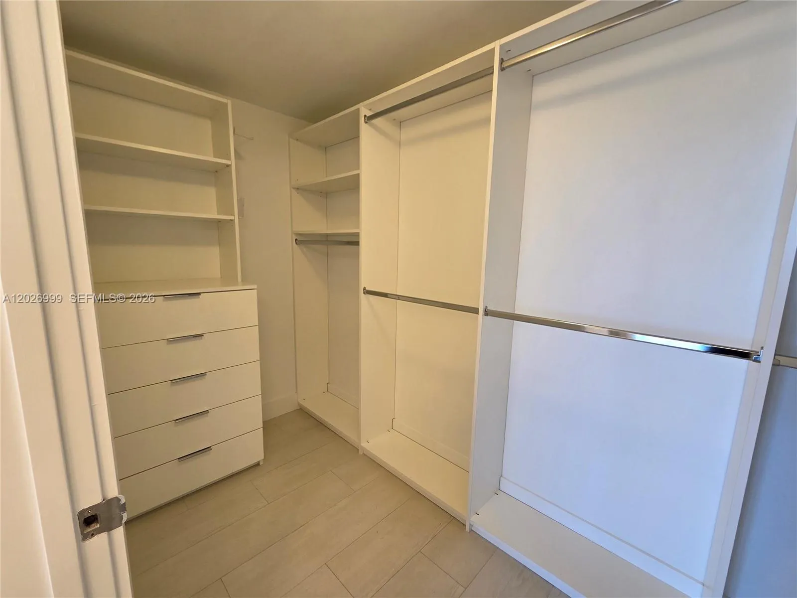 16385 Biscayne Boulevard #1019