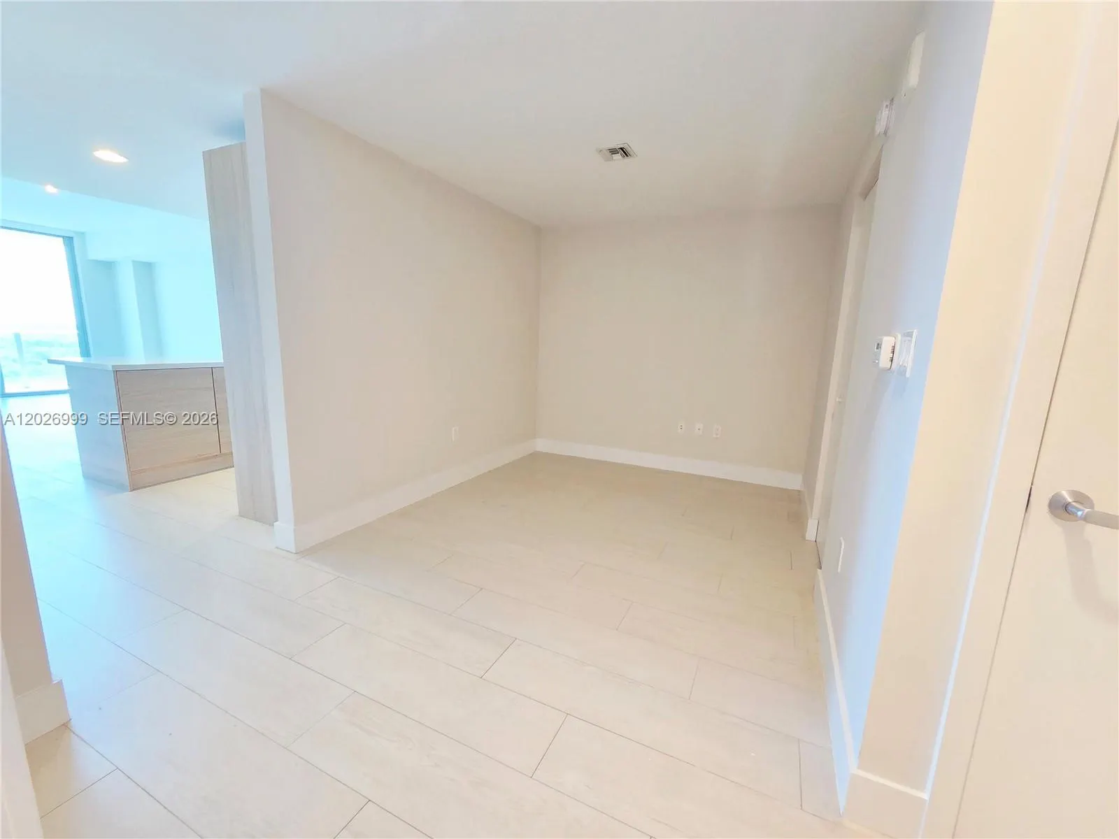 16385 Biscayne Boulevard #1019