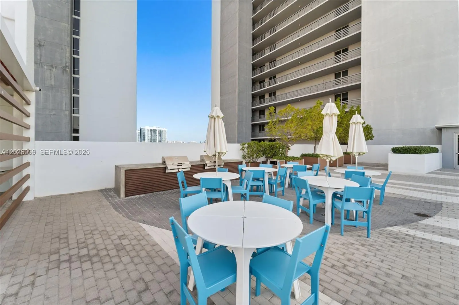 16385 Biscayne Boulevard #1019