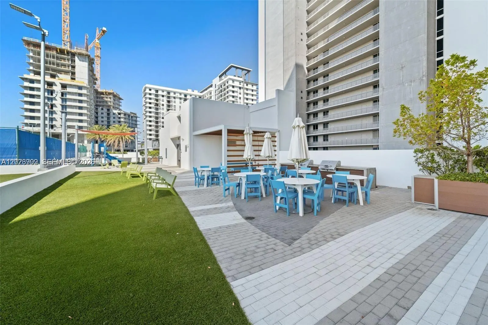 16385 Biscayne Boulevard #1019