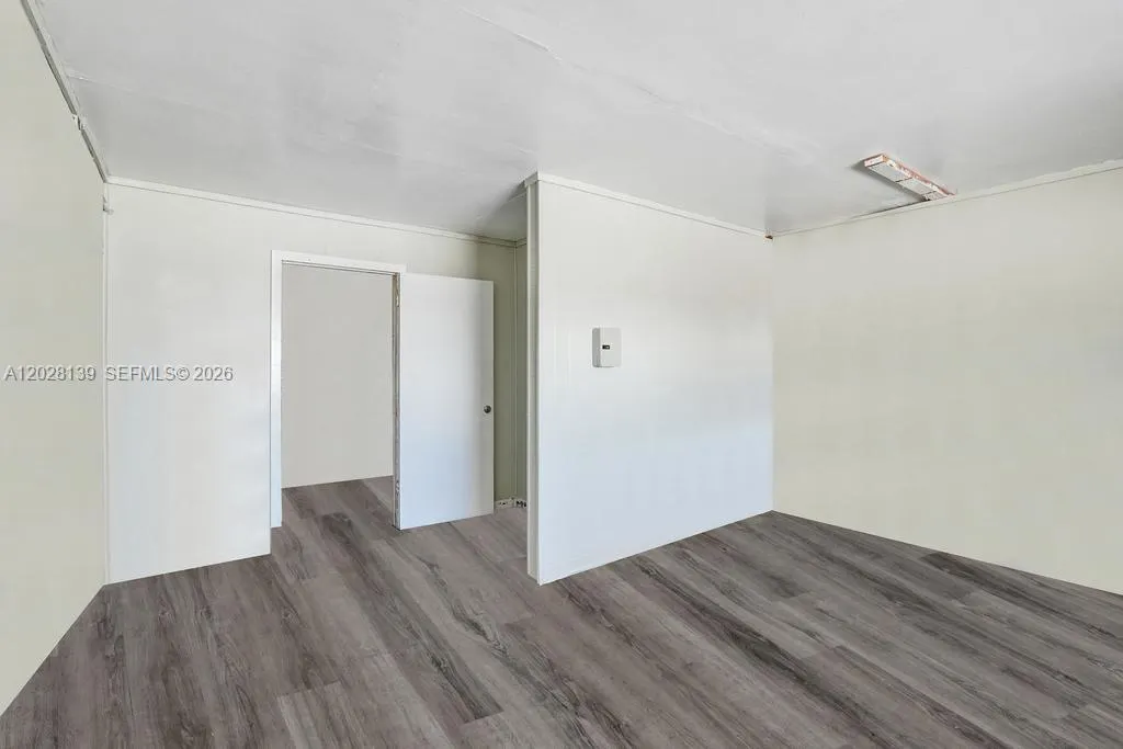 1421 NE Us Highway 441 #10