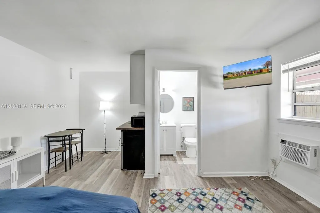 1421 NE Us Highway 441 #10