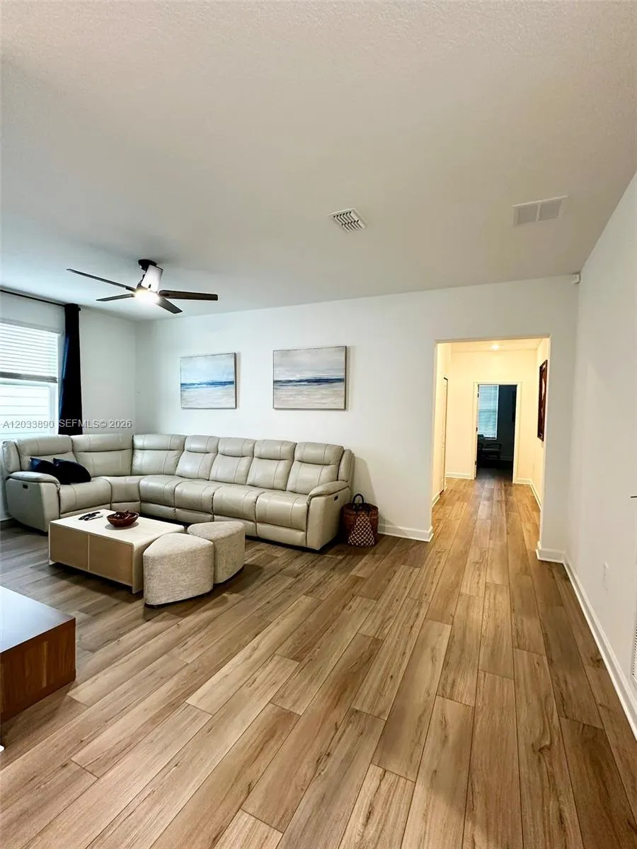 1217 Reunion Village Boulevard