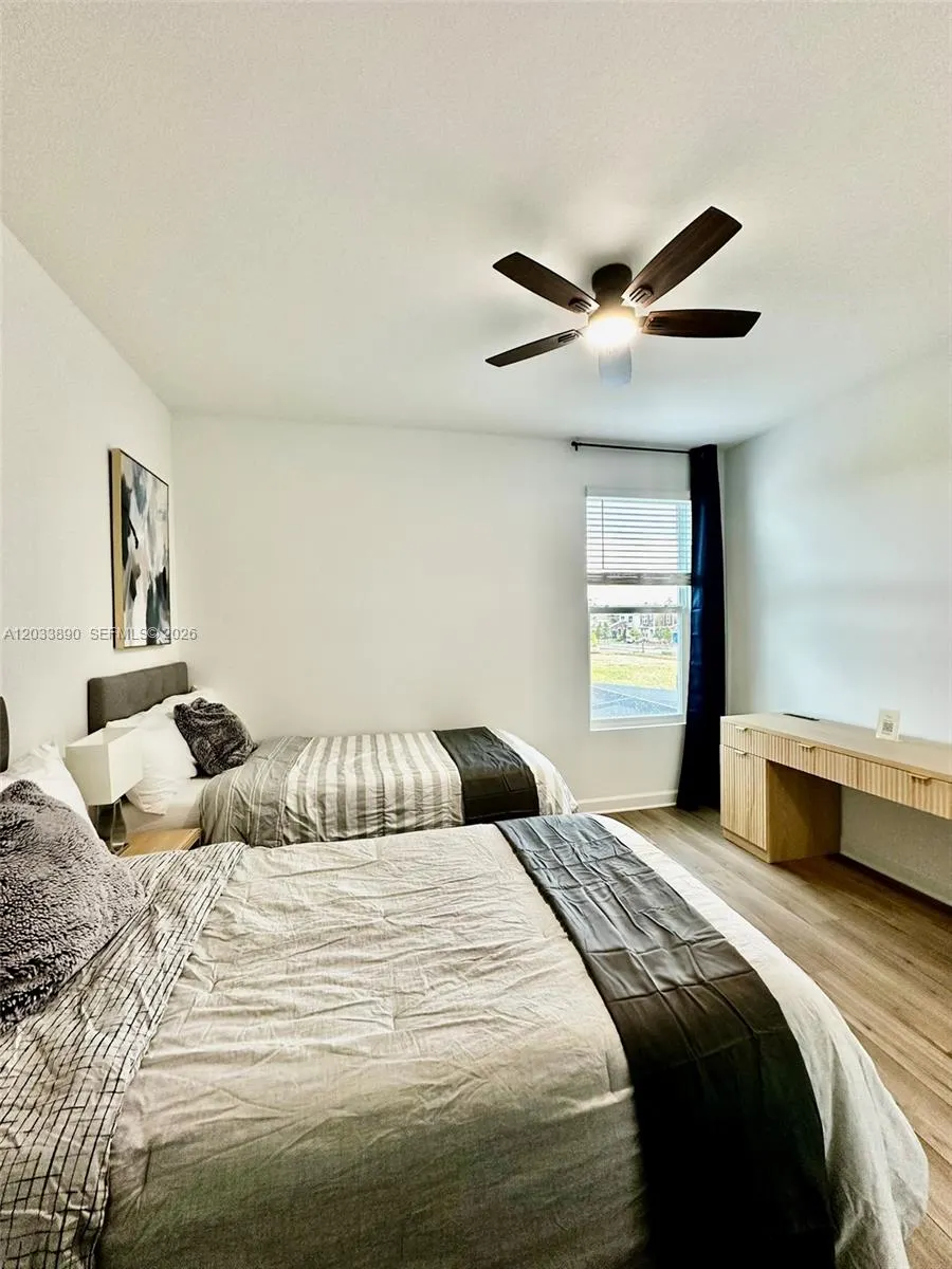 1217 Reunion Village Boulevard