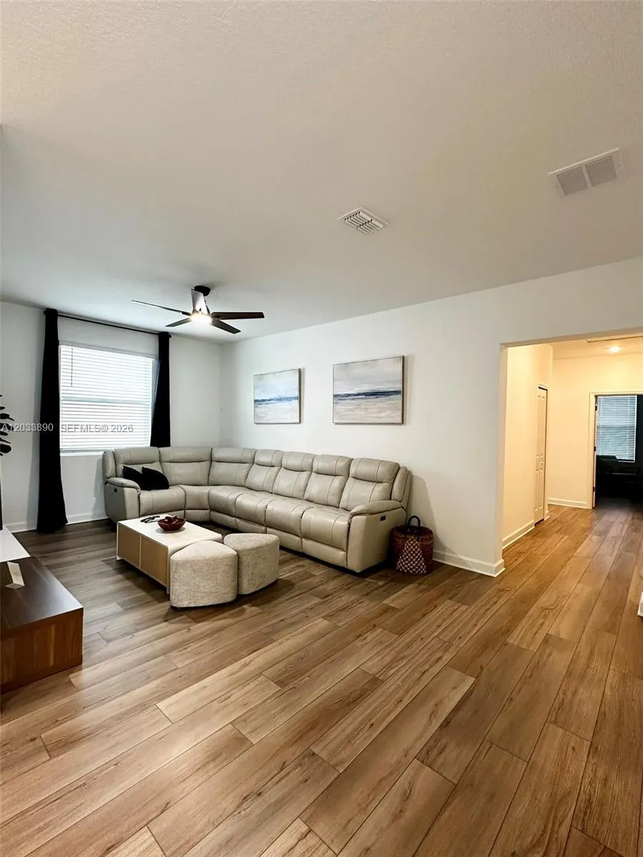 1217 Reunion Village Boulevard