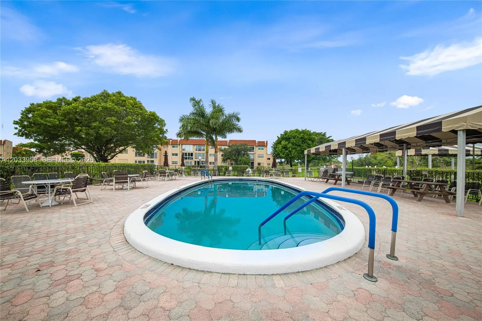 8951 Sunrise Lakes Boulevard #301