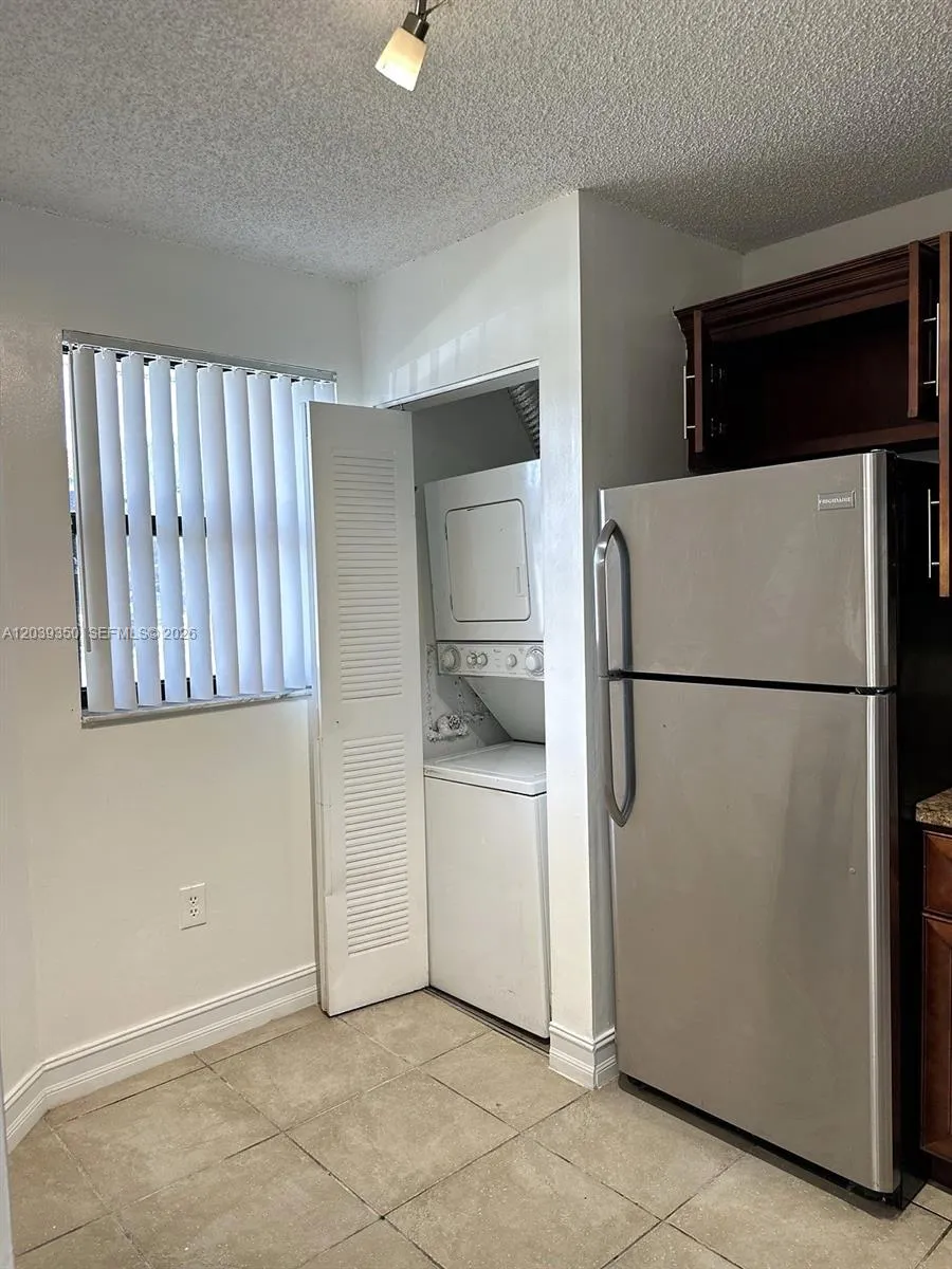 9953 NW Nob Hill Place #9953