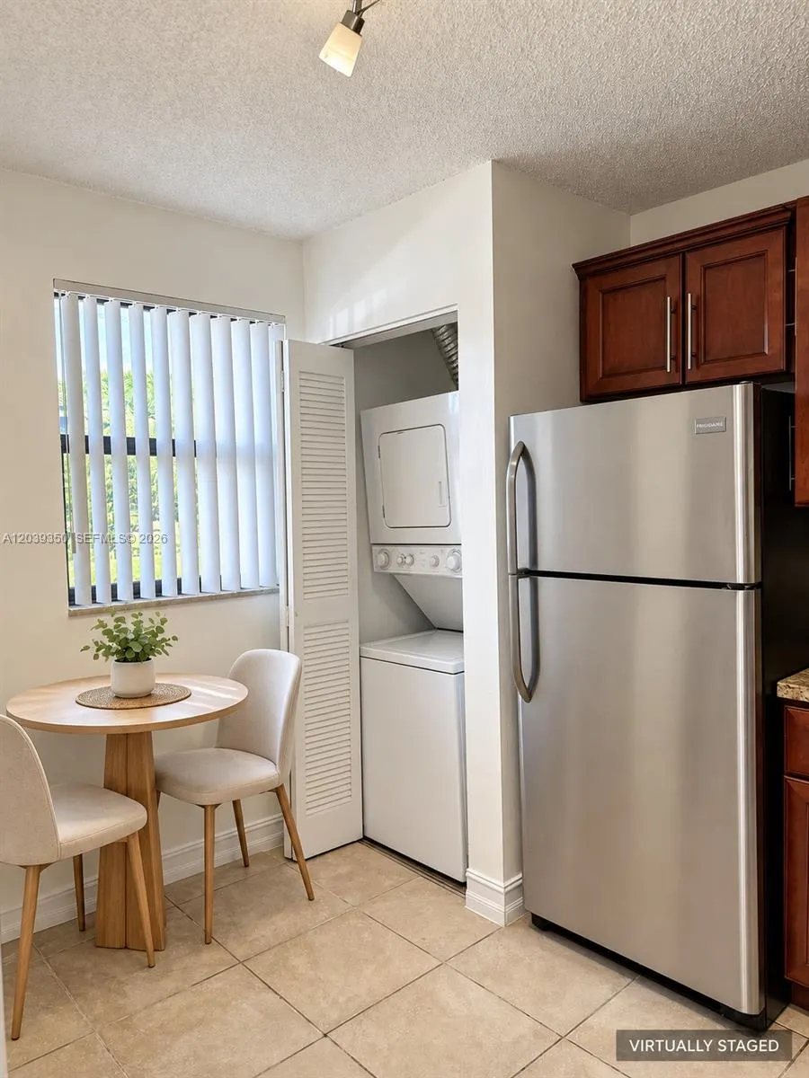 9953 NW Nob Hill Place #9953