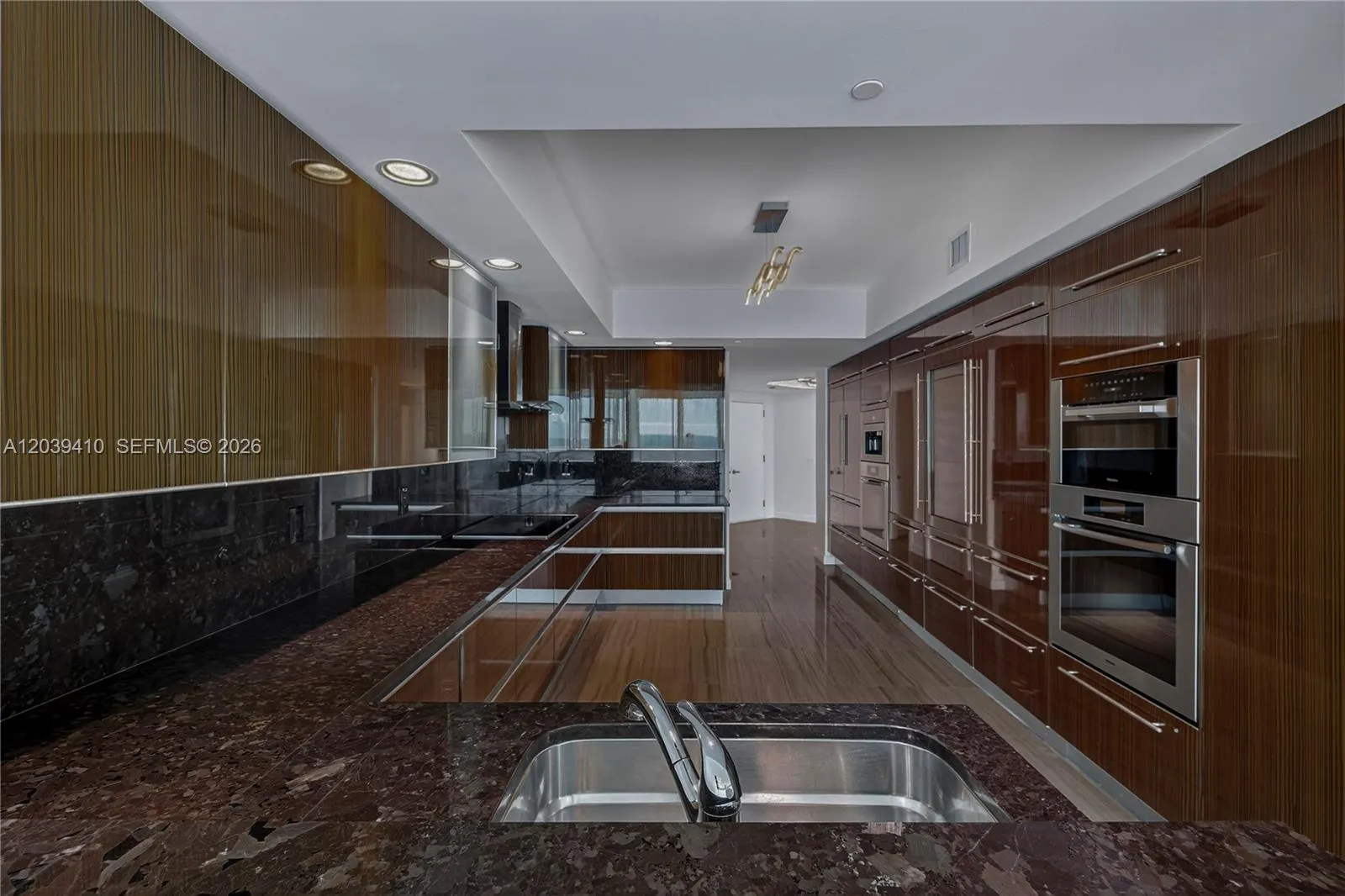 2711 S Ocean Drive #3102