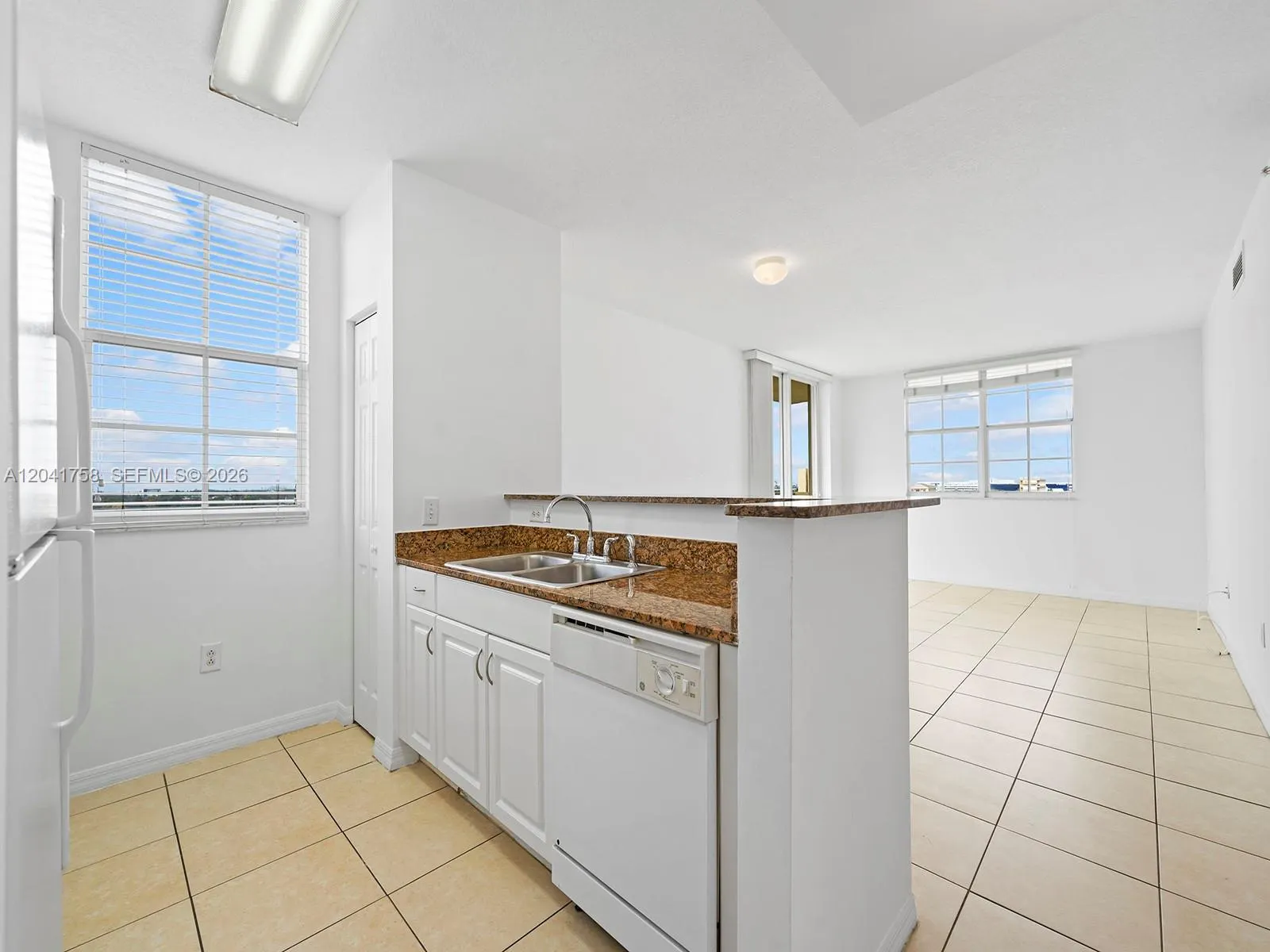 215 SW 42nd Avenue #810