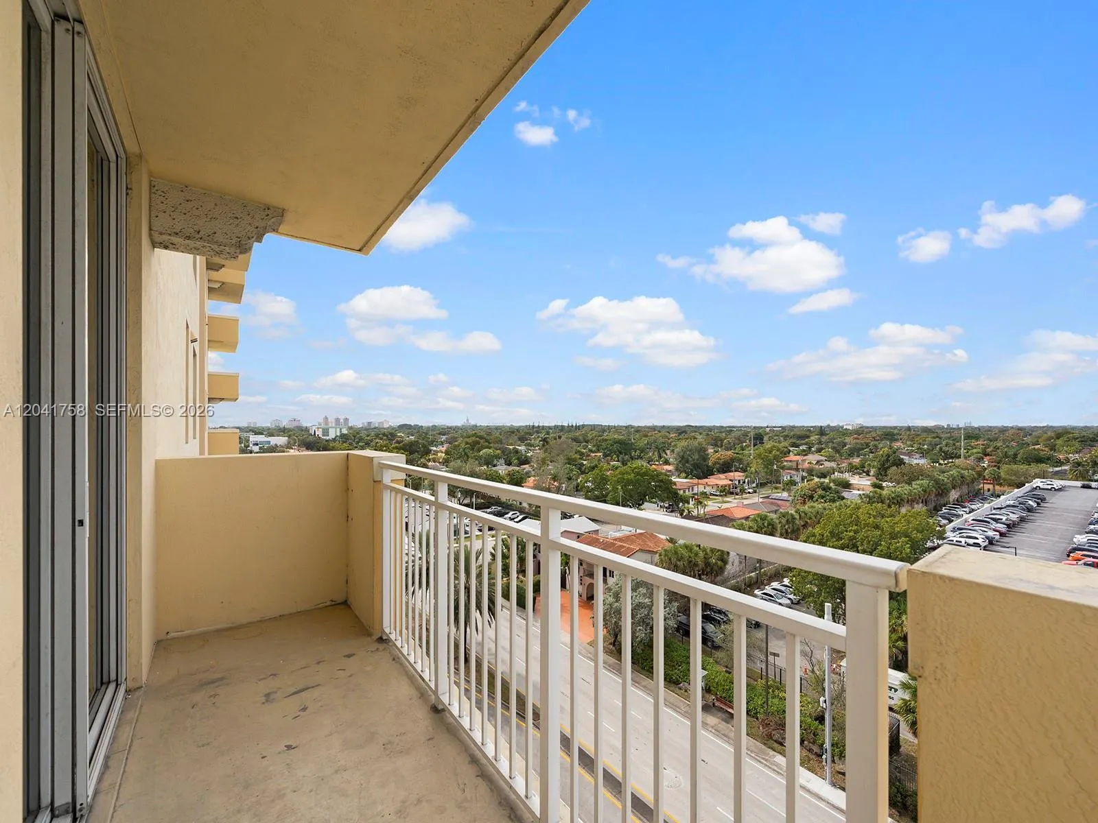 215 SW 42nd Avenue #810