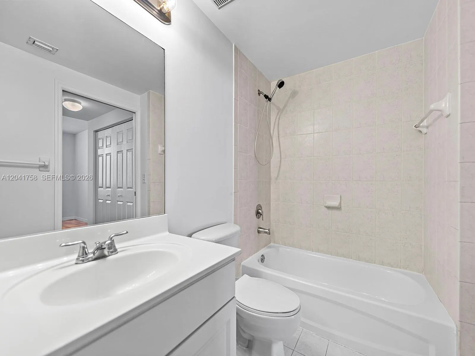 215 SW 42nd Avenue #810