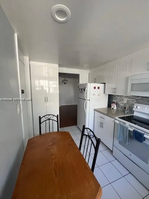 920 NE 199th Street #4S