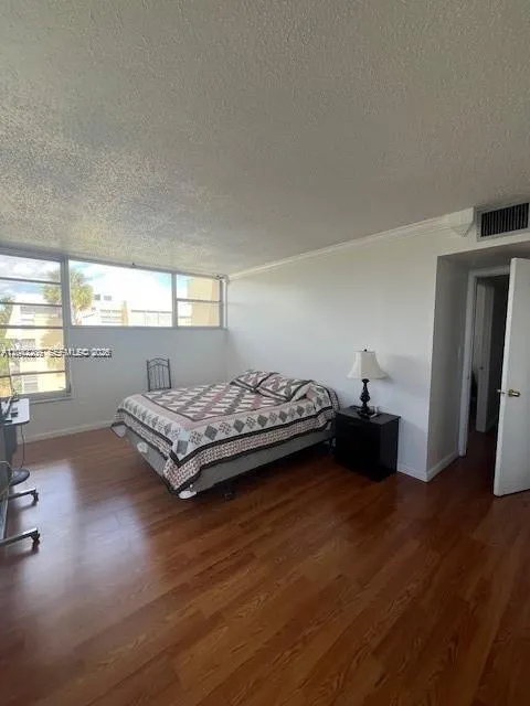 920 NE 199th Street #4S