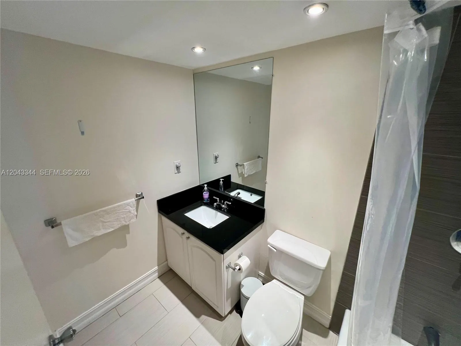 3801 S Ocean Drive #11M