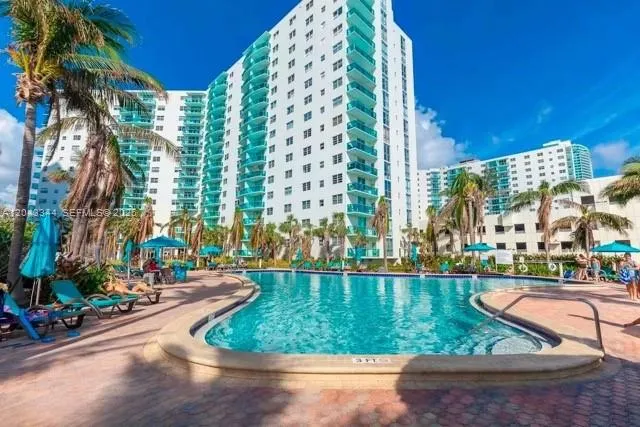 3801 S Ocean Drive #11M