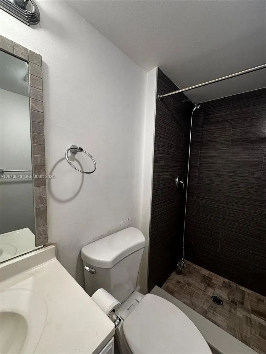 3475 N Country Club Drive #315