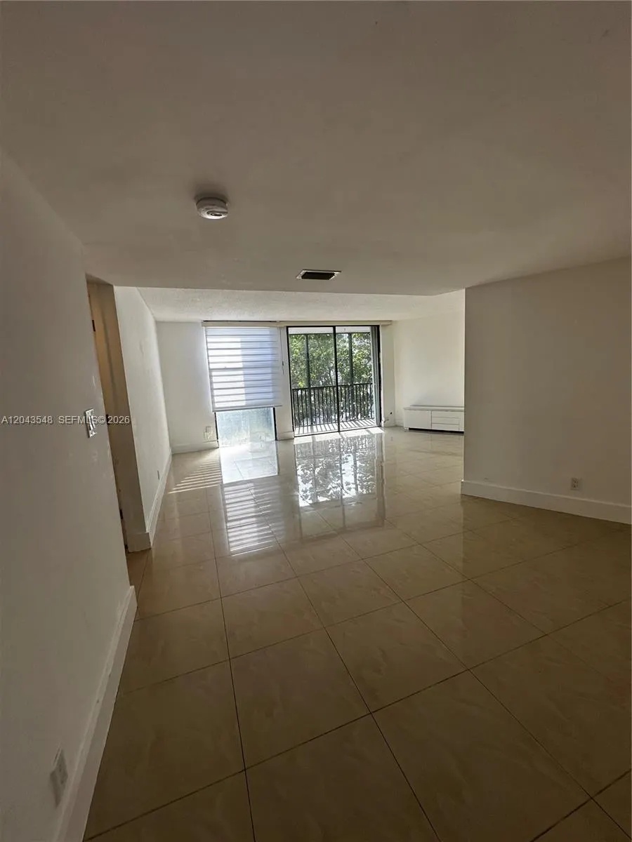 3475 N Country Club Drive #315