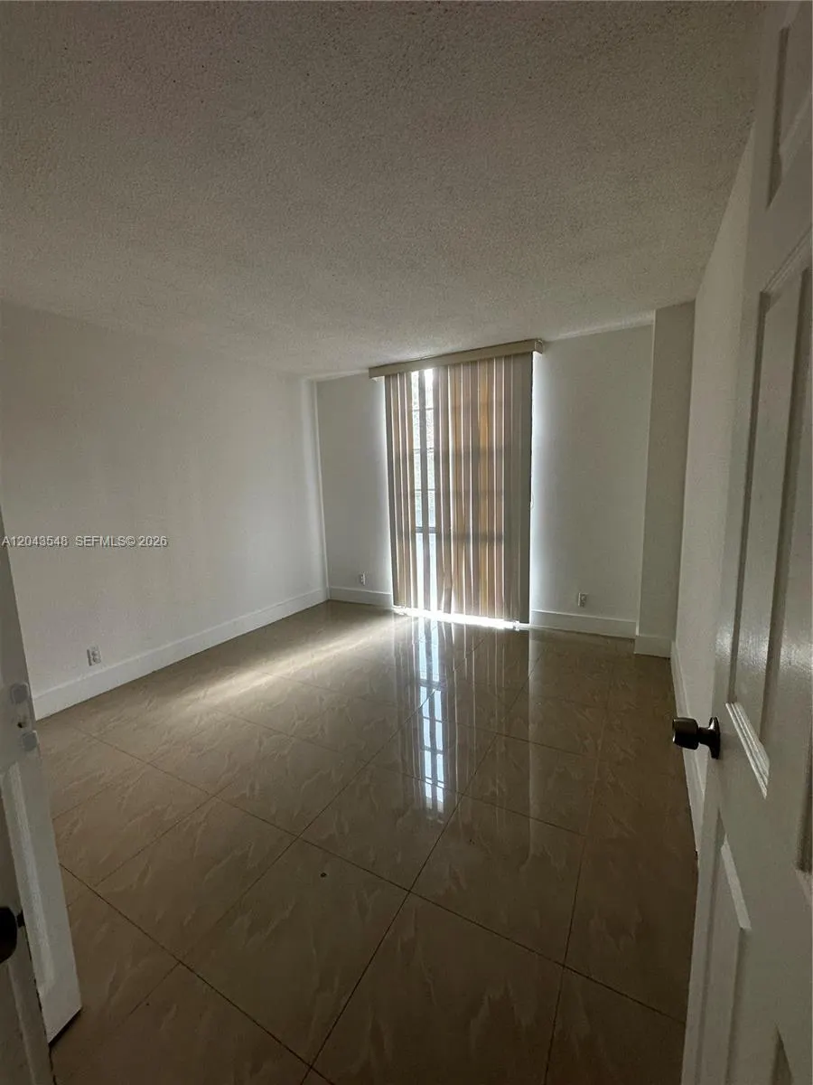 3475 N Country Club Drive #315