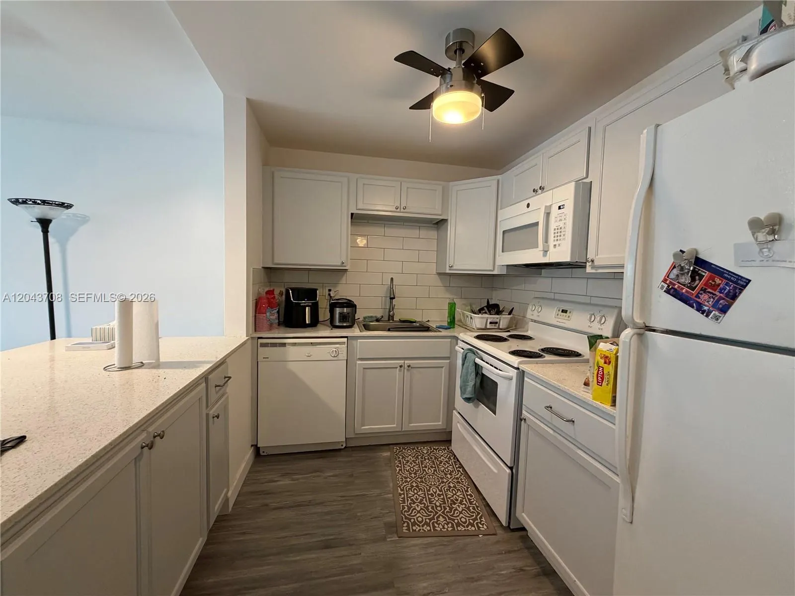 4174 Inverrary Drive #408