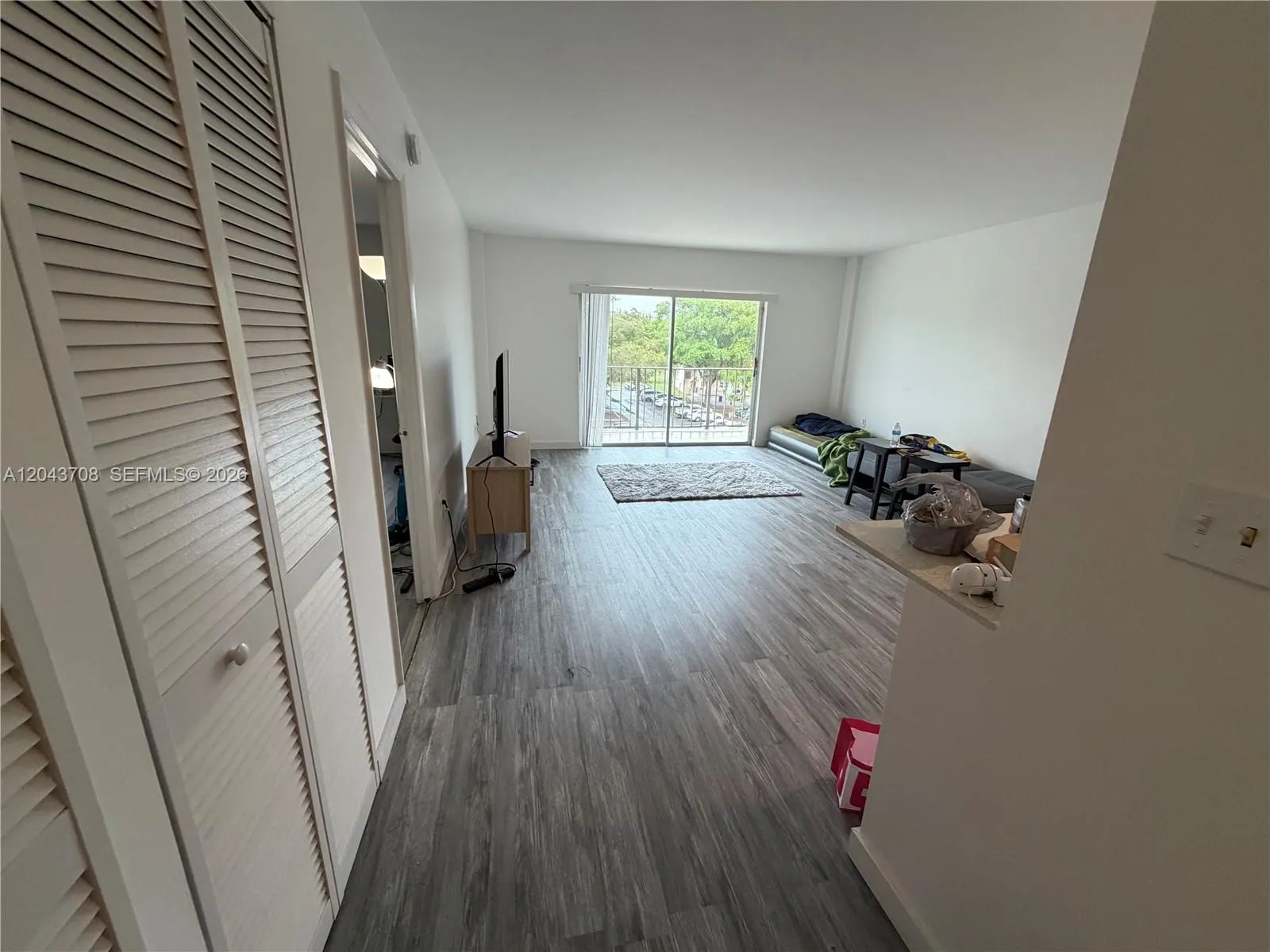 4174 Inverrary Drive #408
