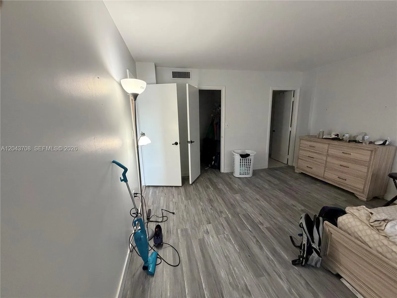 4174 Inverrary Drive #408