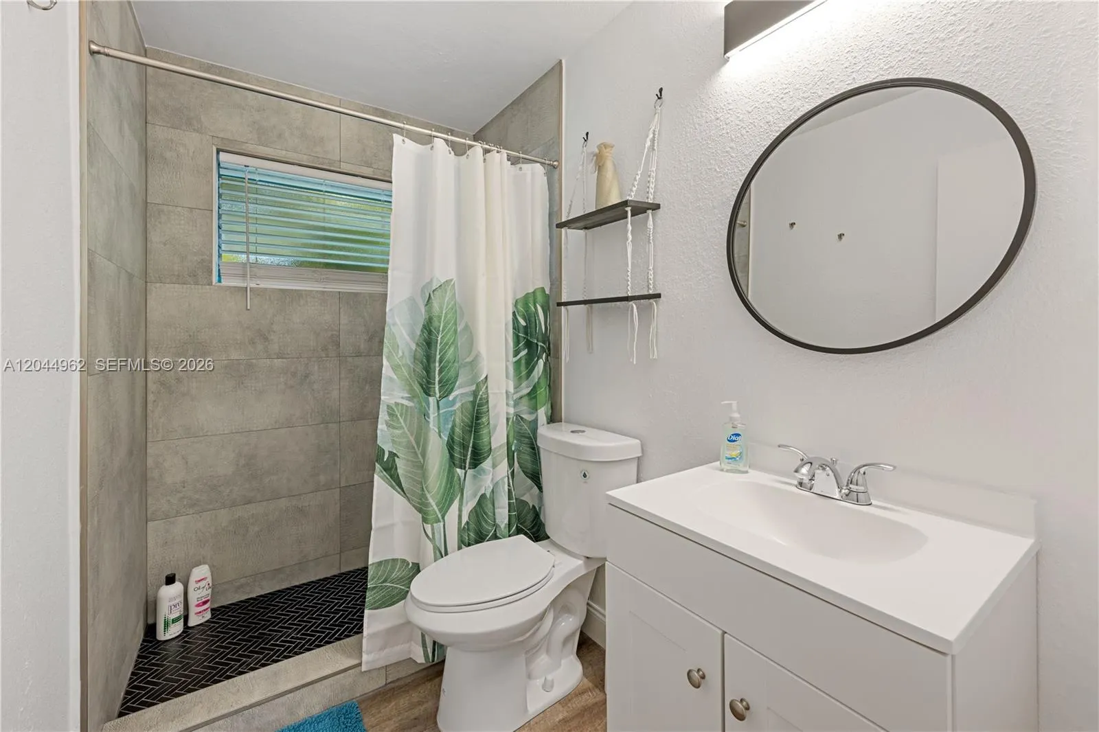1730 NE 7th Street #15