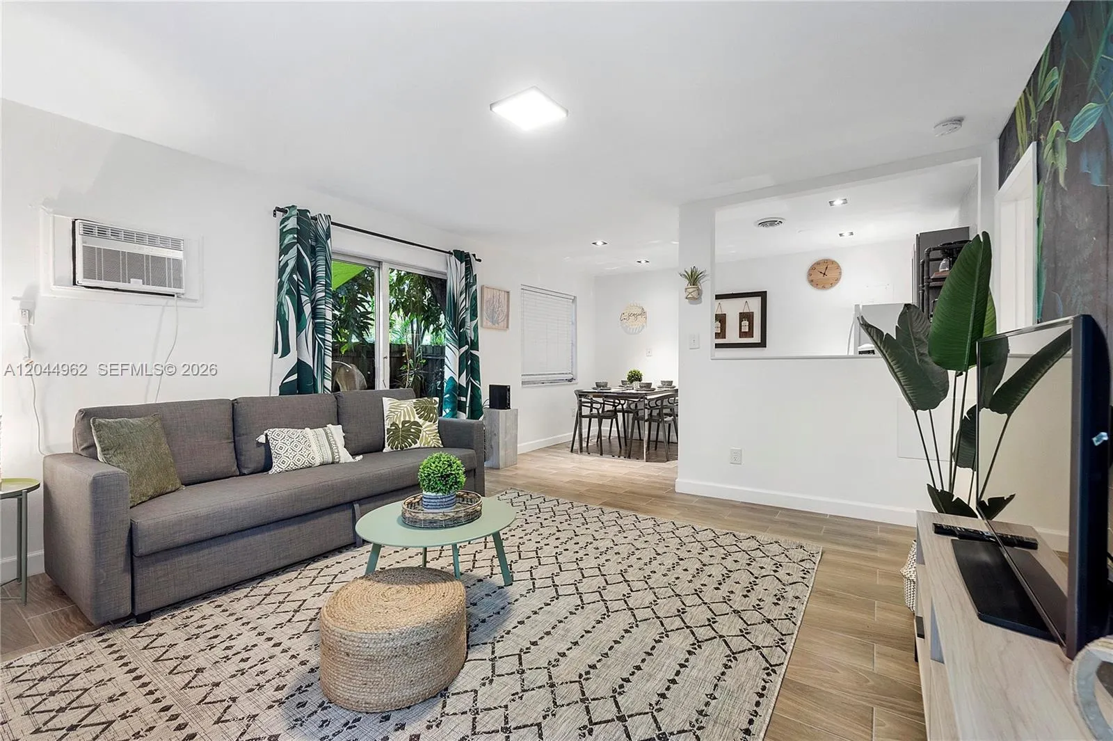 1730 NE 7th Street #15