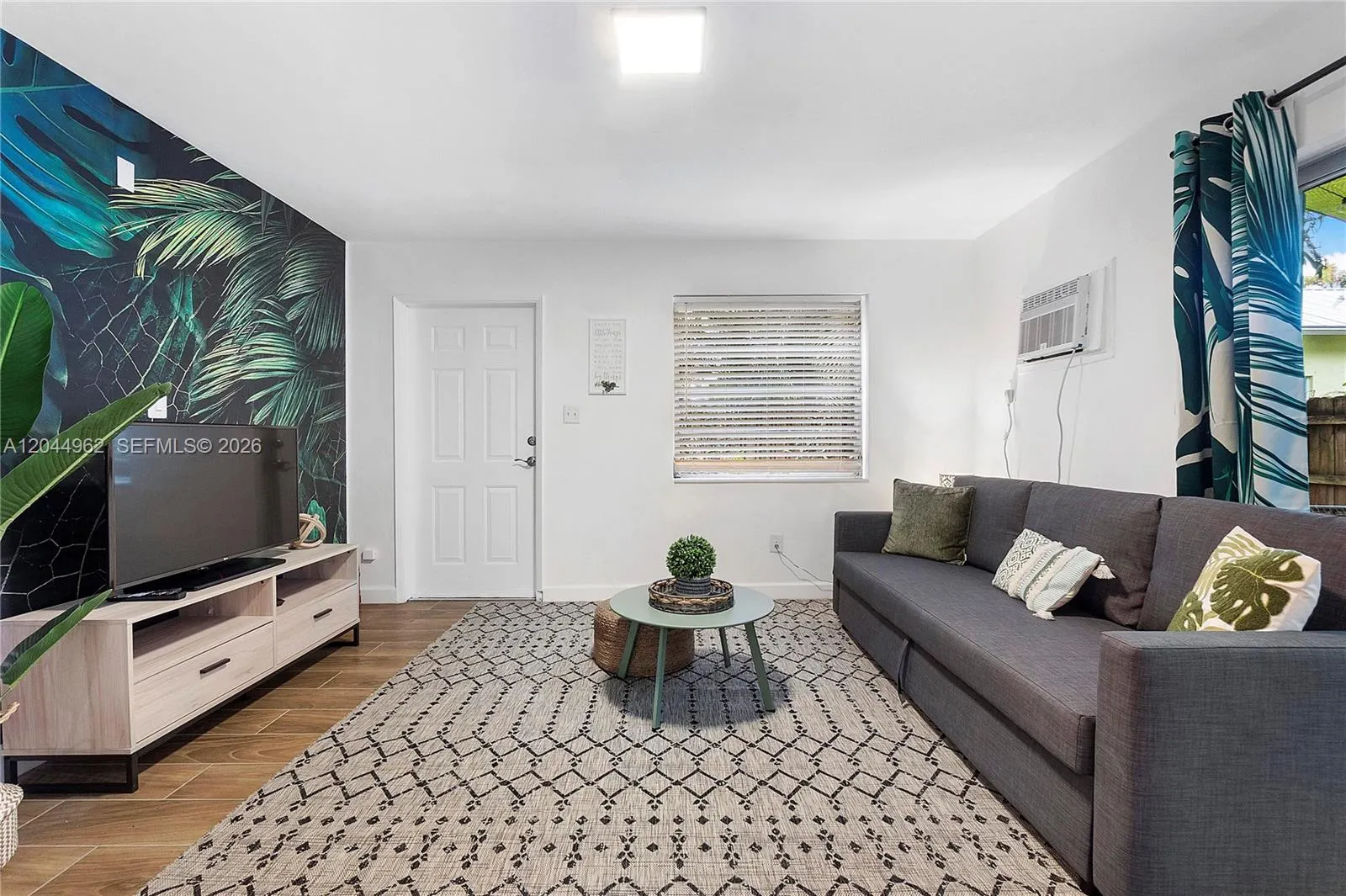 1730 NE 7th Street #15