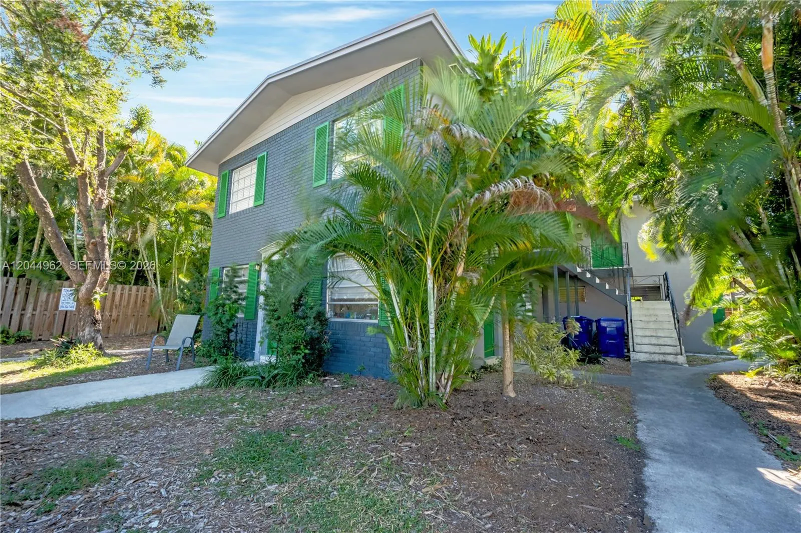 1730 NE 7th Street #15
