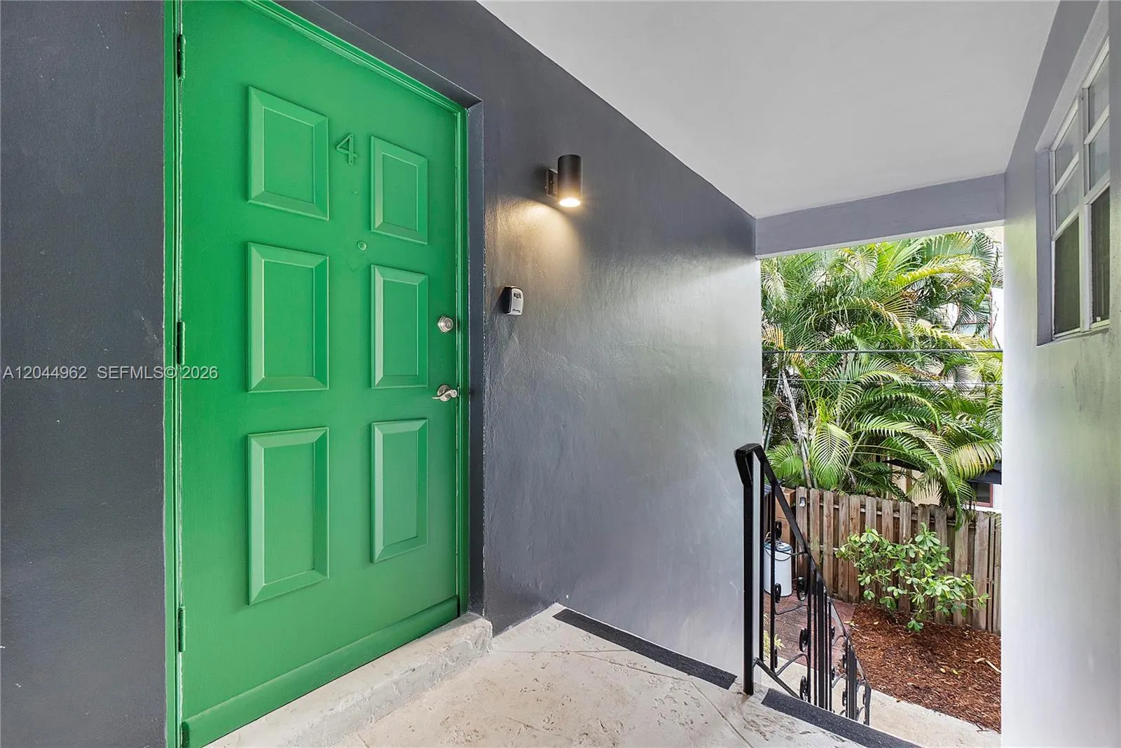 1730 NE 7th Street #15