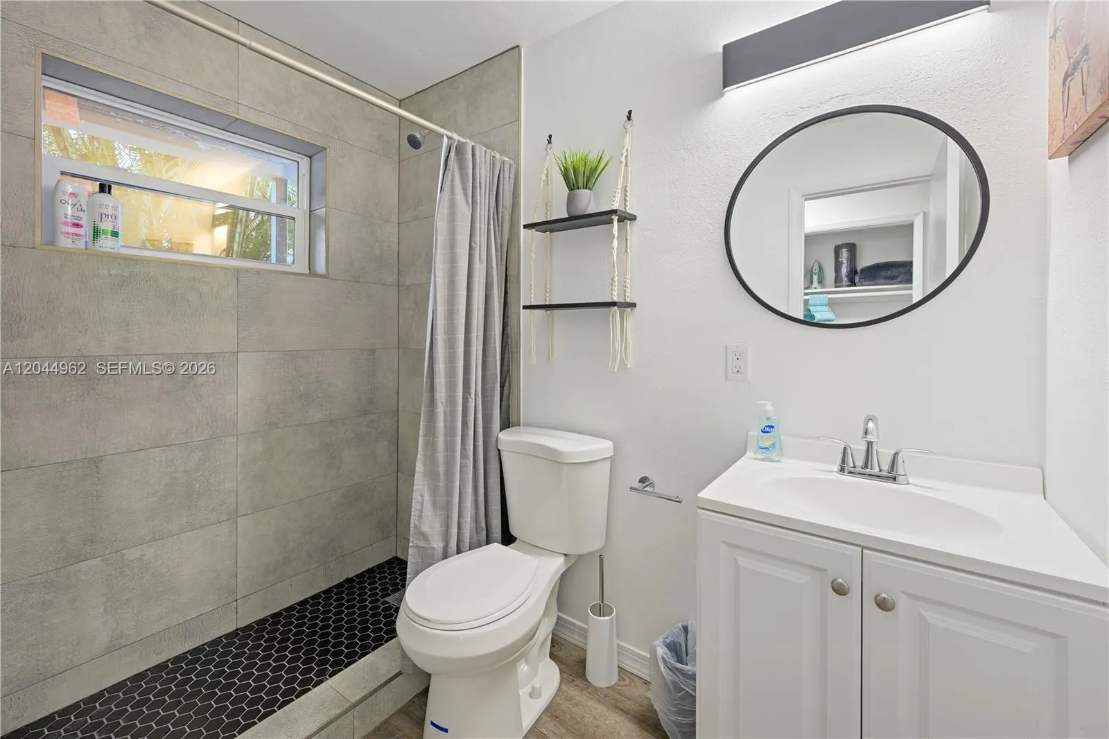 1730 NE 7th Street #15