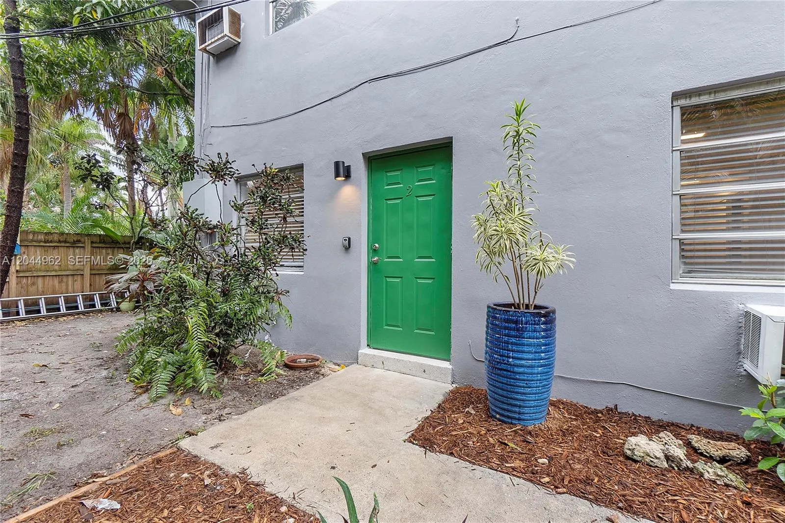 1730 NE 7th Street #15